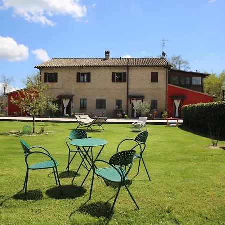 Il Palazzaccio * Acqualagna
